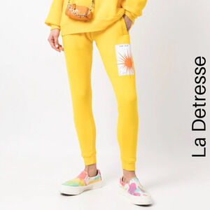 La Detresse NWT Jogger Sweatpants The Sun‎ Logo Patch High Rise Yellow Medium